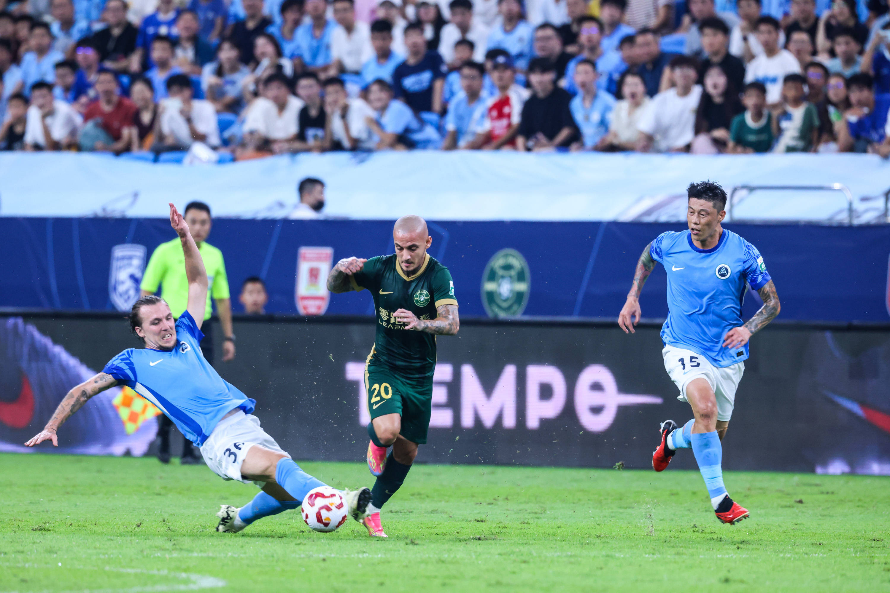 九游娱乐登录入口-关于深圳男篮内部沟通备战足总杯国际比赛日广厦男篮备战德甲，窗口期罗马备战法国杯看傻球迷的信息