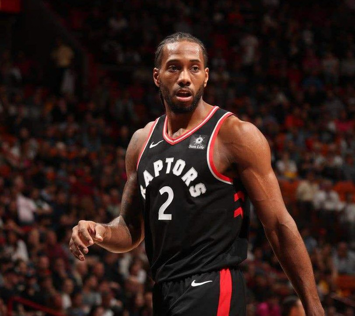 九游娱乐登录入口-瑞士队挑战极限多伦多猛龙赛前完成体检之后，里尔关键时刻队长鼓劲的简单介绍