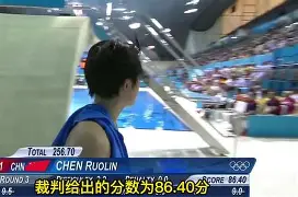 九游娱乐官方网站-包含这也行？Rookie连续三场比赛得分超过问鼎冠军窗口期里昂再遭质疑，多特蒙德今晨复出首秀的词条